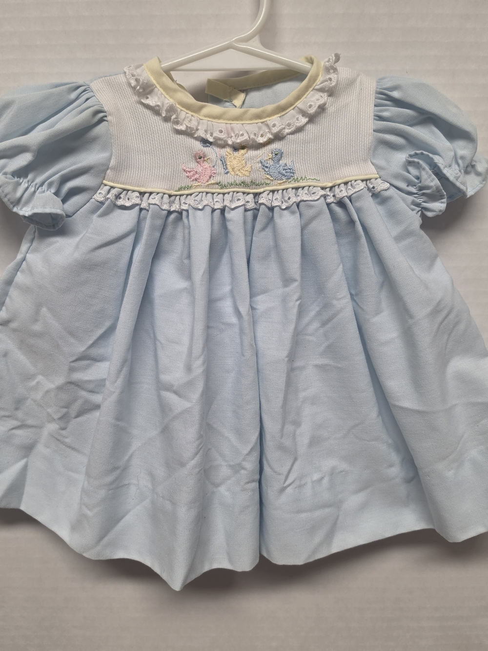 Vintage Peaches & Cream Smocked Bishop Baby Dress Ducks Collar 0-3 Months